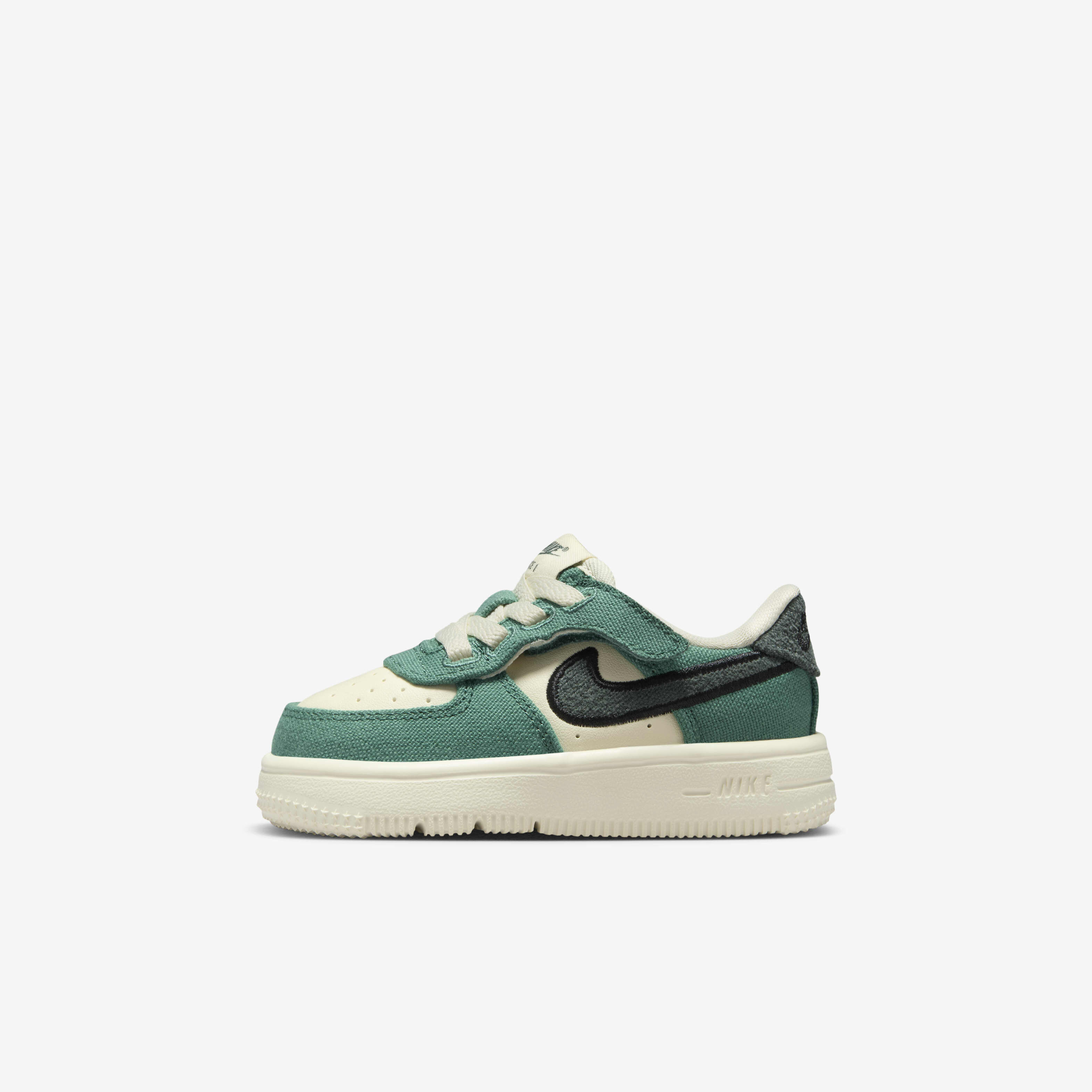 Nike Force 1 Low LV8 3 EasyOn